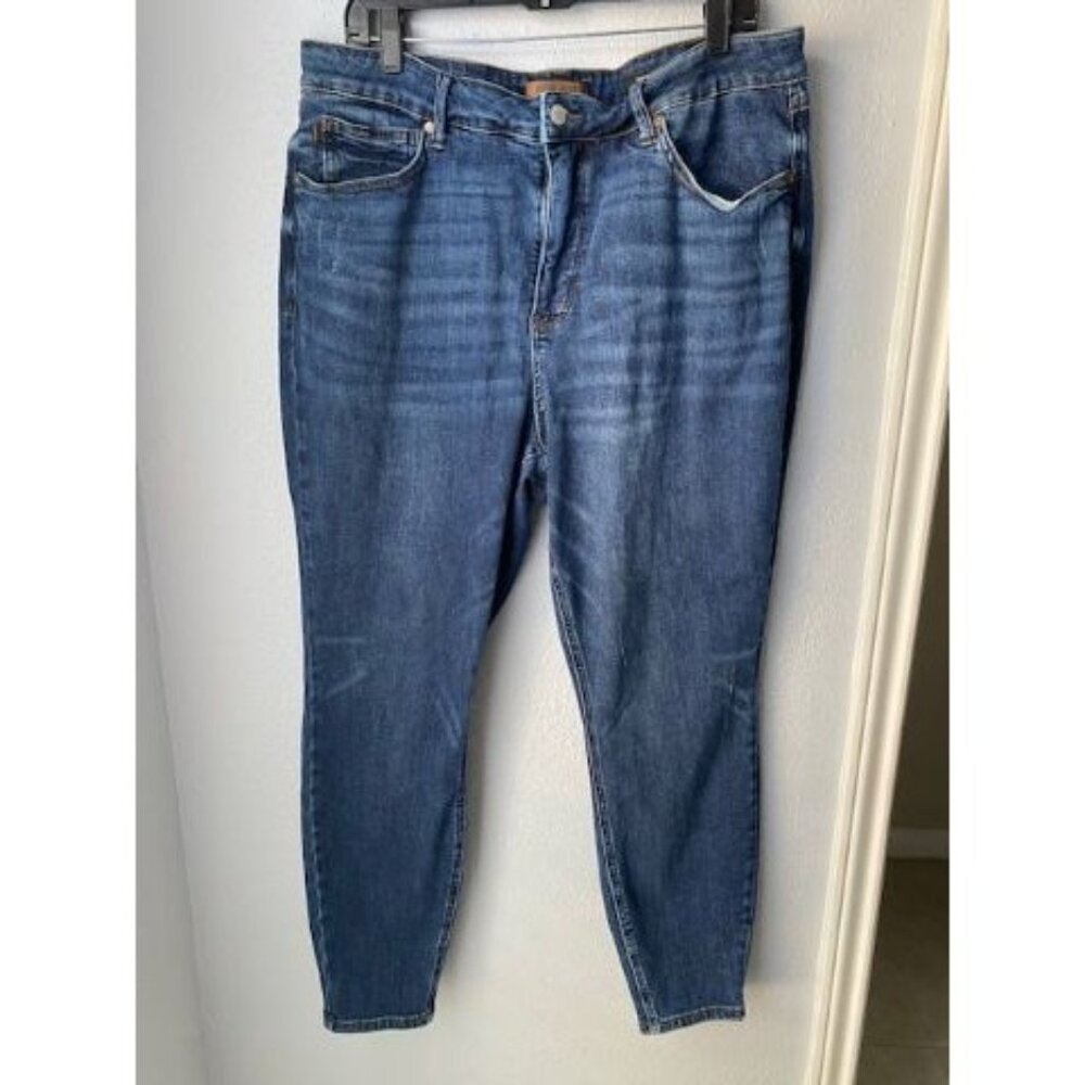 Judy Blue Women's Jeans Size 20W Skinny Fit Dark Wash Minimal Distressing